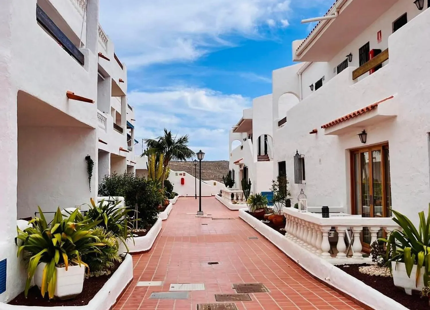 Cozy Sunset View Studio At Port Royale With Heated Pool And Free Wi-Fi アロナ